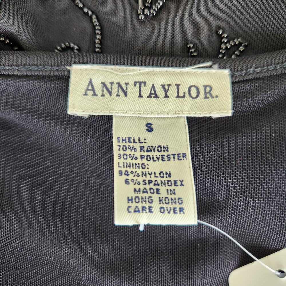Vintage 90s Ann Taylor Black Beaded Floral Embroider Spaghetti Strap Cami Top S - Picture 8 of 9